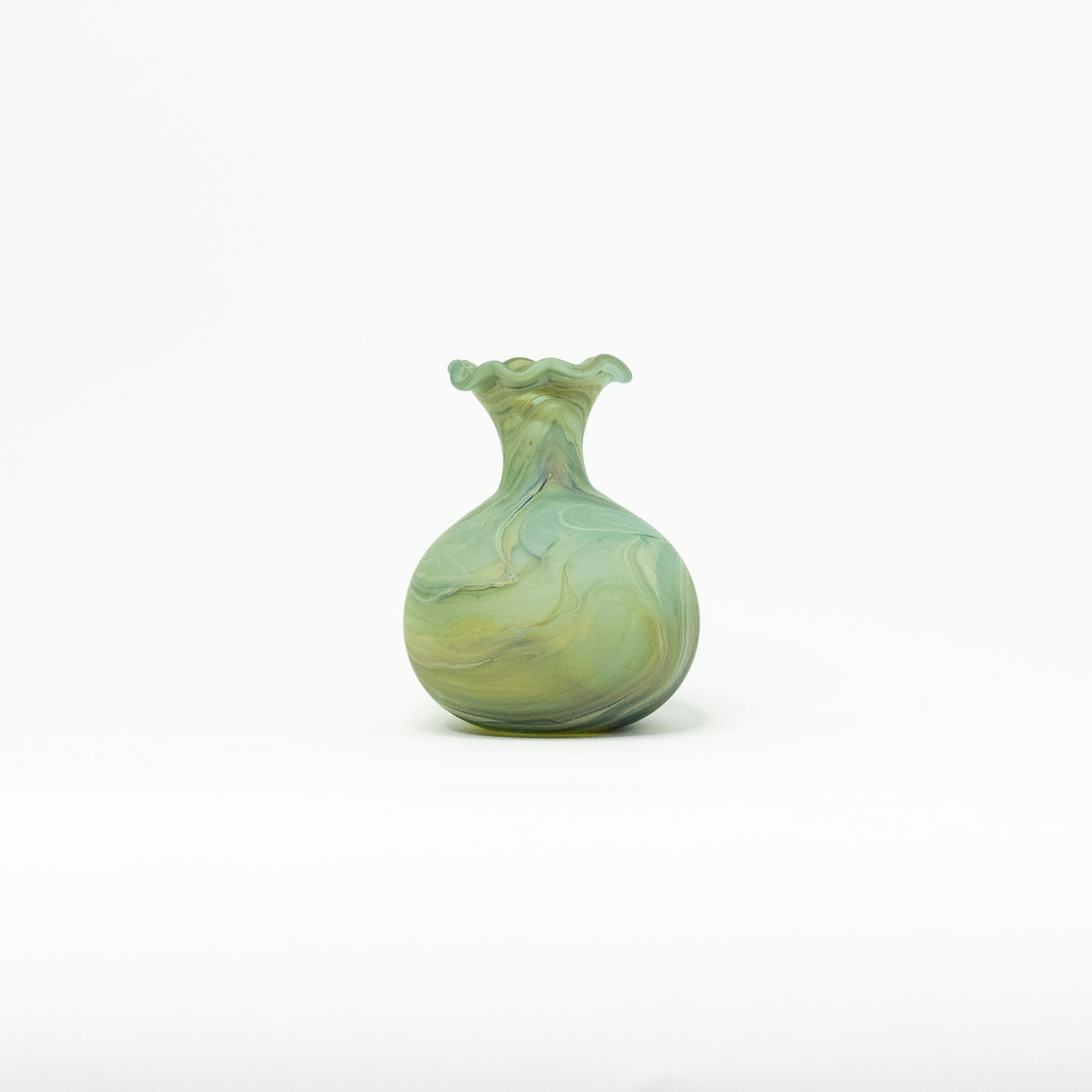 NEU Deko Mini Vase / Karaffe Limette Grün – Recyceltes Glas & Handgeblasen