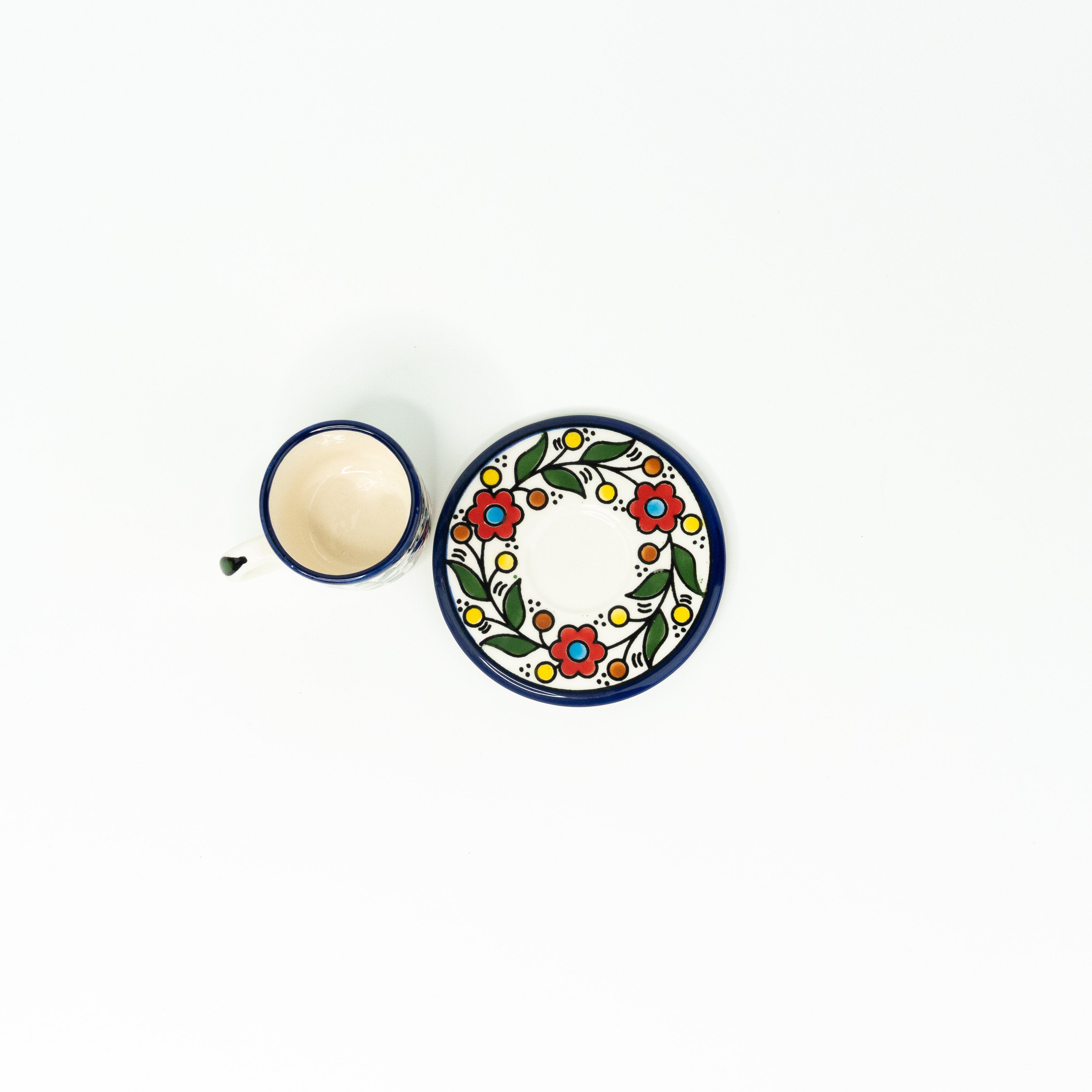 Finjan mit Untertasse bunt