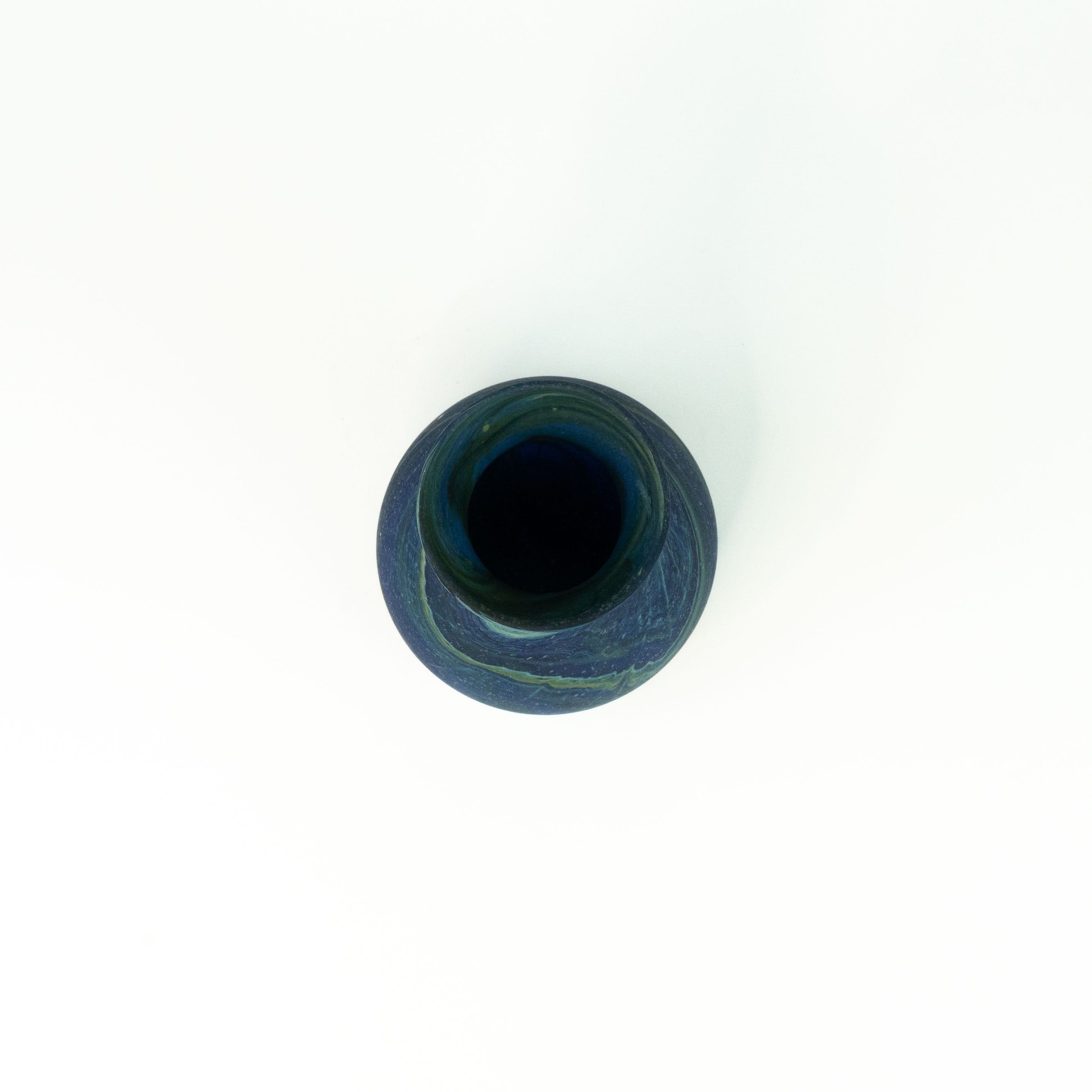 NEU Vase Blau – Recyceltes Glas & Handgeblasen
