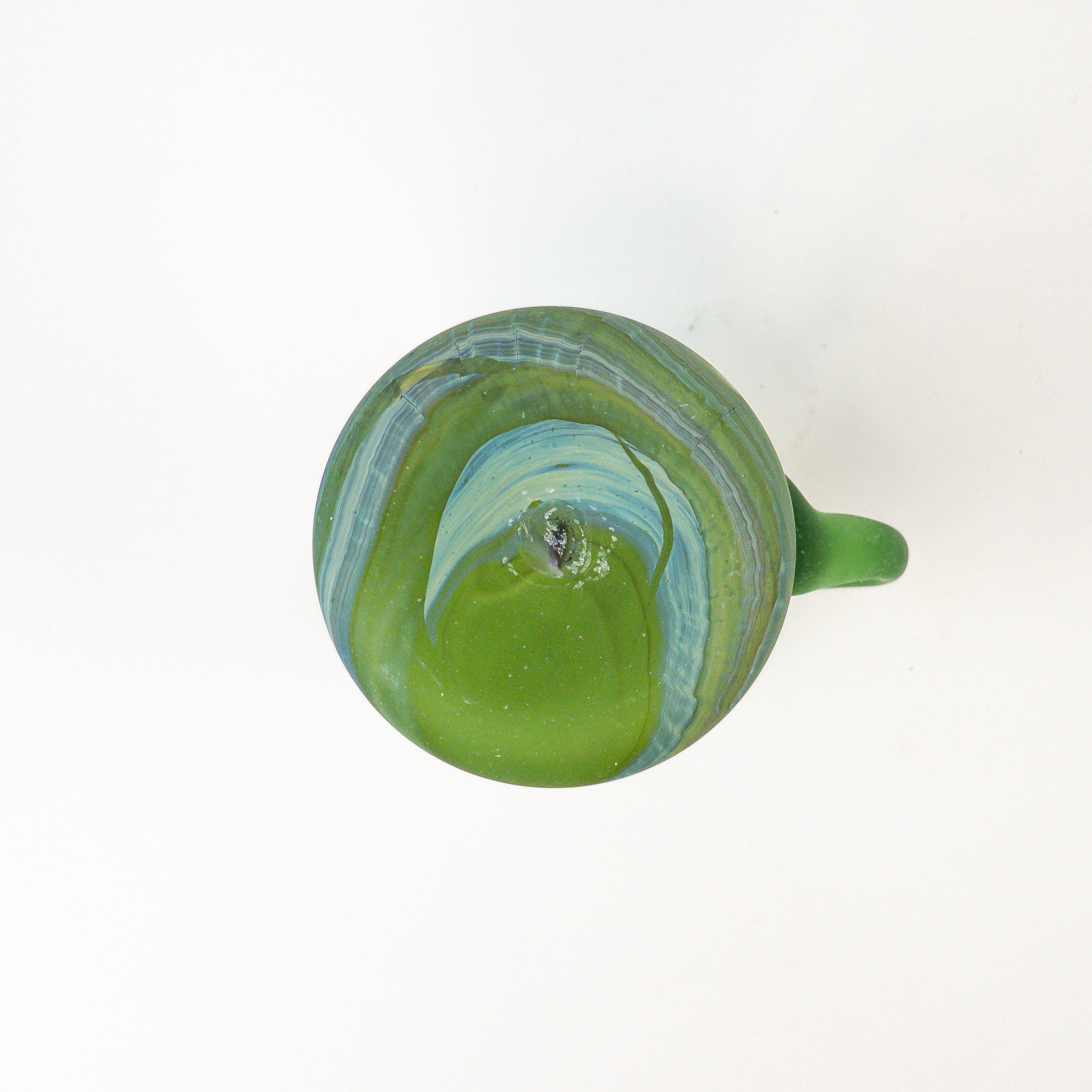 Hebron Karaffe Grün – Recyceltes Glas & Handgeblasen