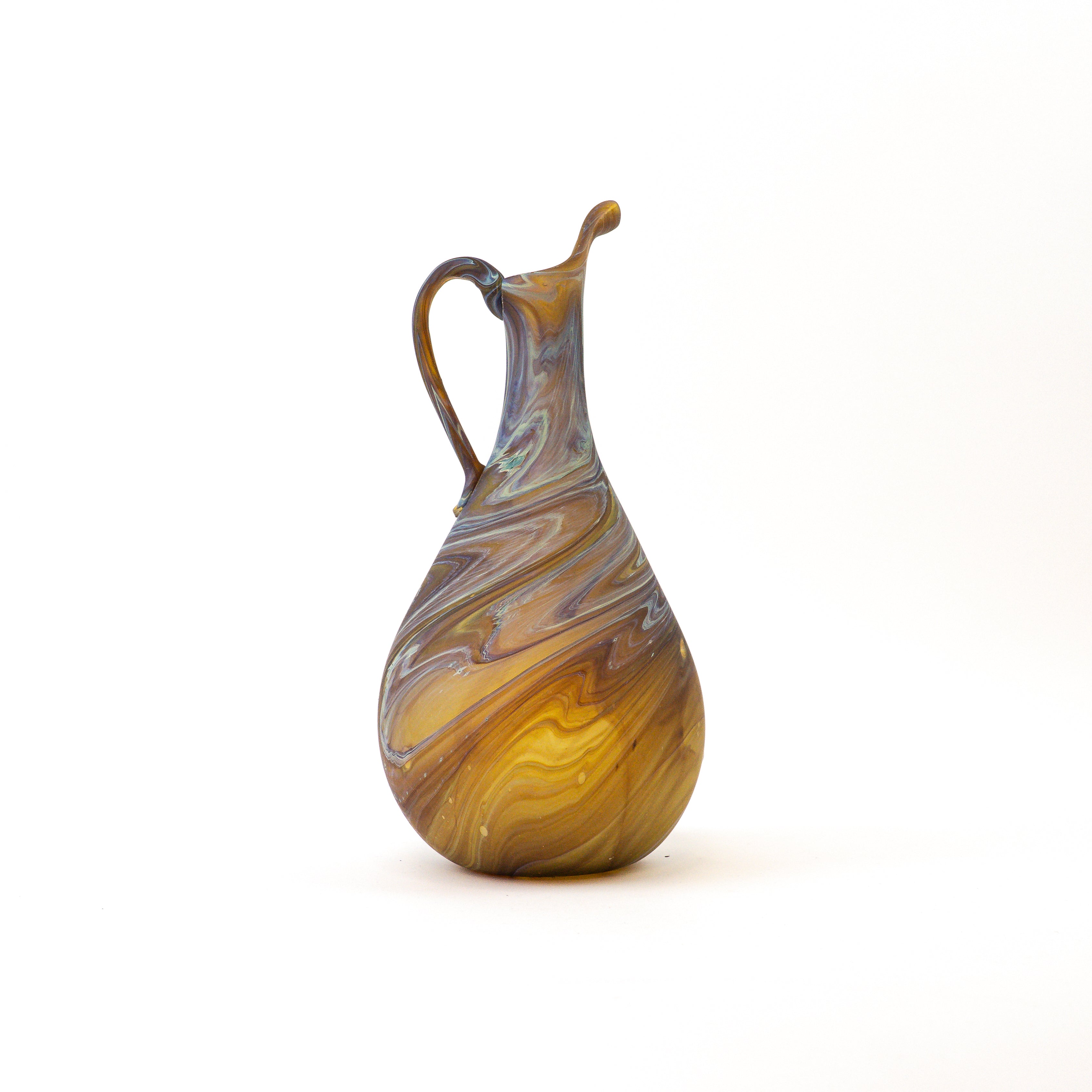 Hebron Karaffe braun – Recyceltes Glas & Handgeblasen