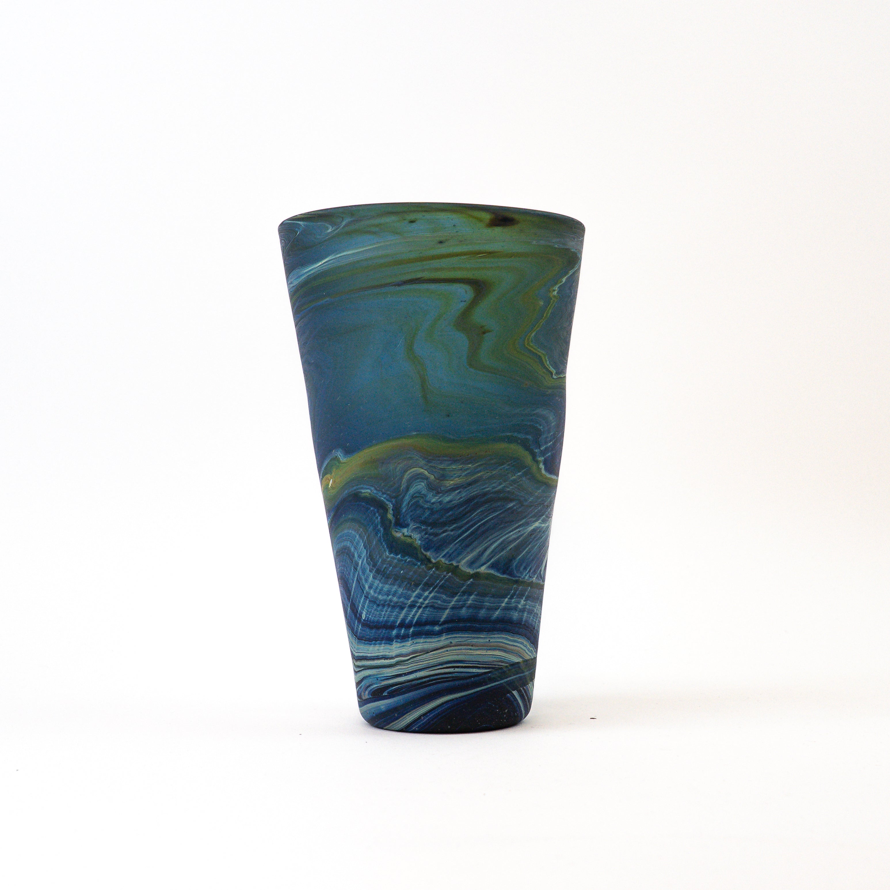 Hebron Vase Blau – Recyceltes Glas & Handgeblasen