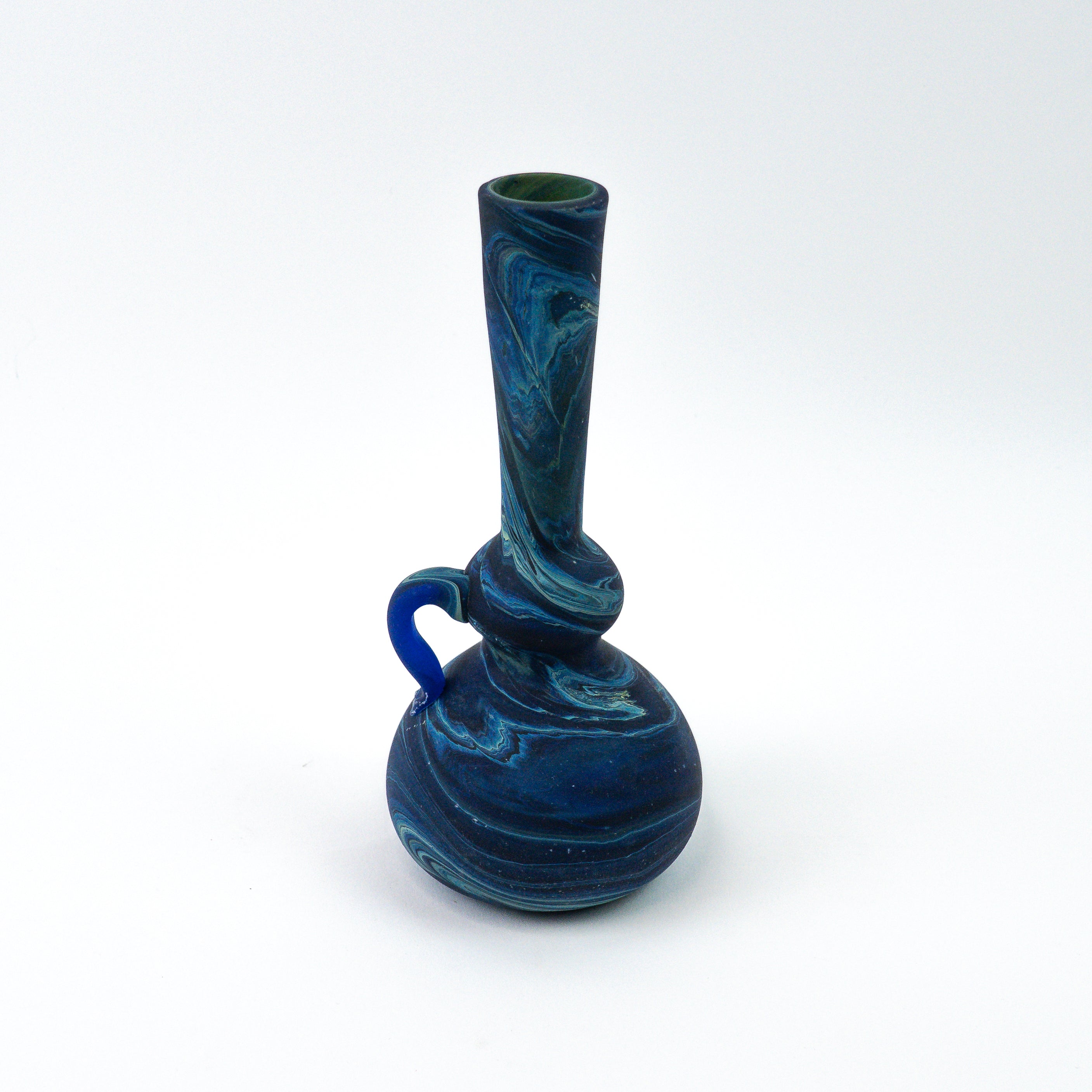 Hebron Mini- Karaffe / Vase Blau – Recyceltes Glas & Handgeblasen