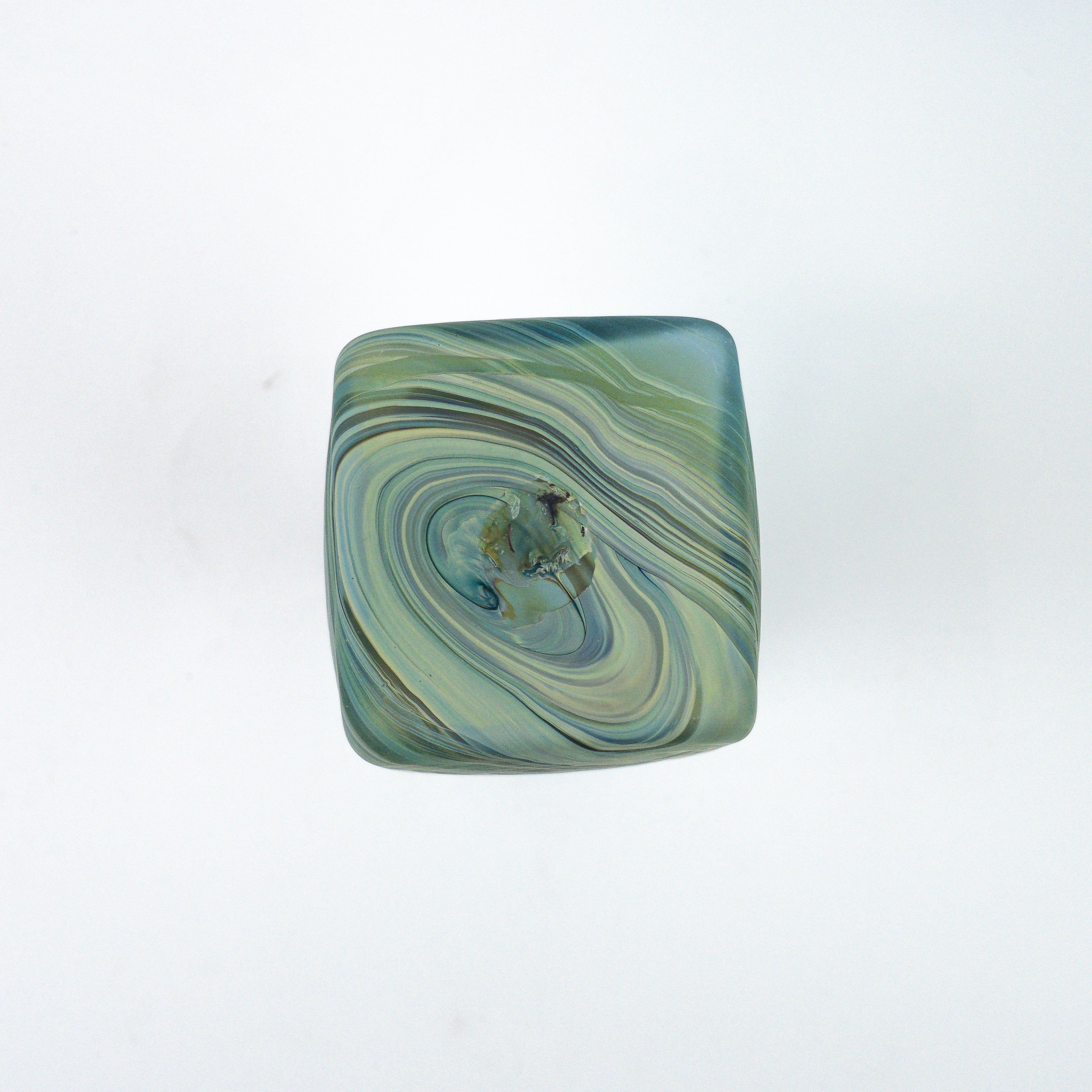 Hebron Mini- Karaffe / Vase Himmelblau – Recyceltes Glas & Handgeblasen