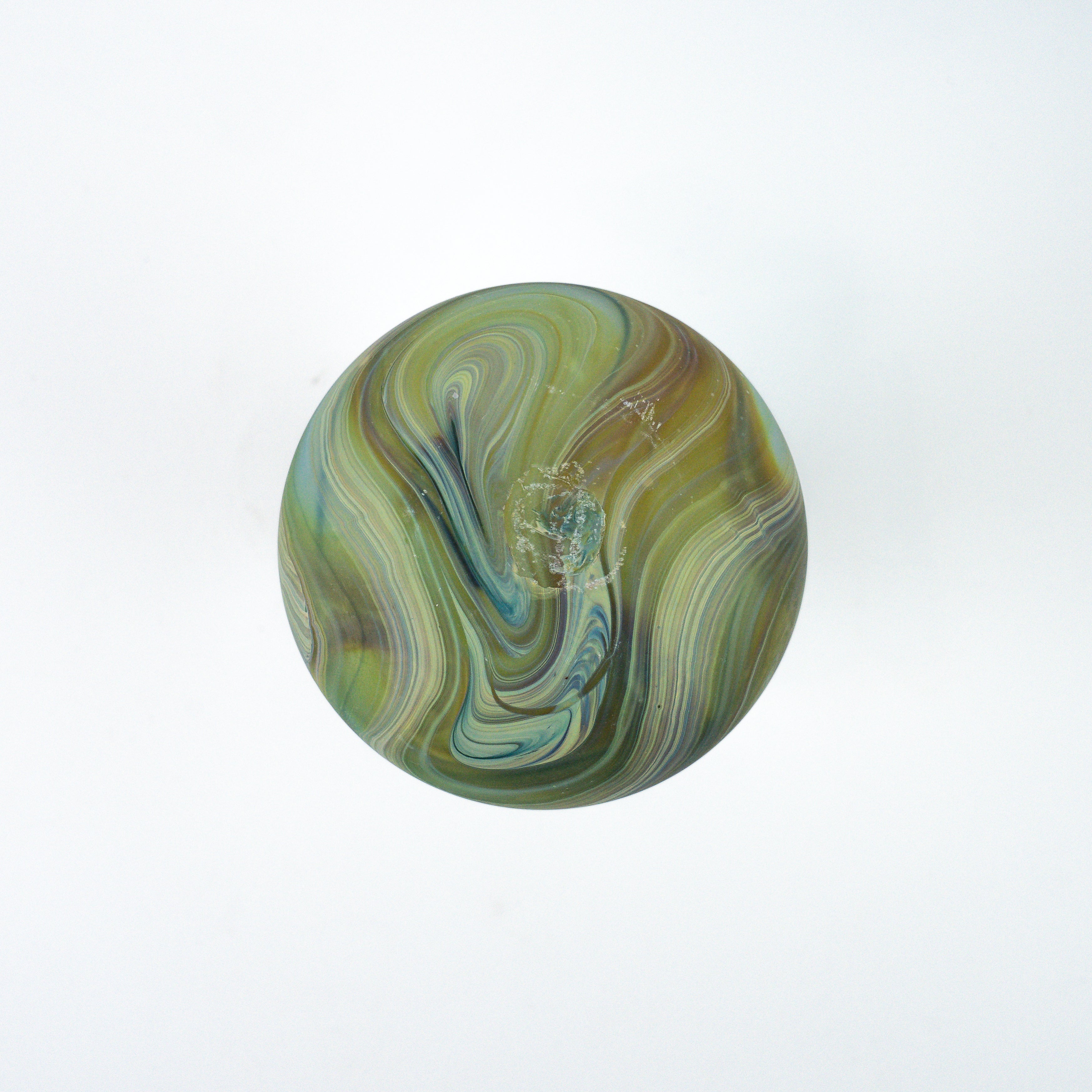 Hebron Mini- Karaffe / Vase Limetten Grün – Recyceltes Glas & Handgeblasen