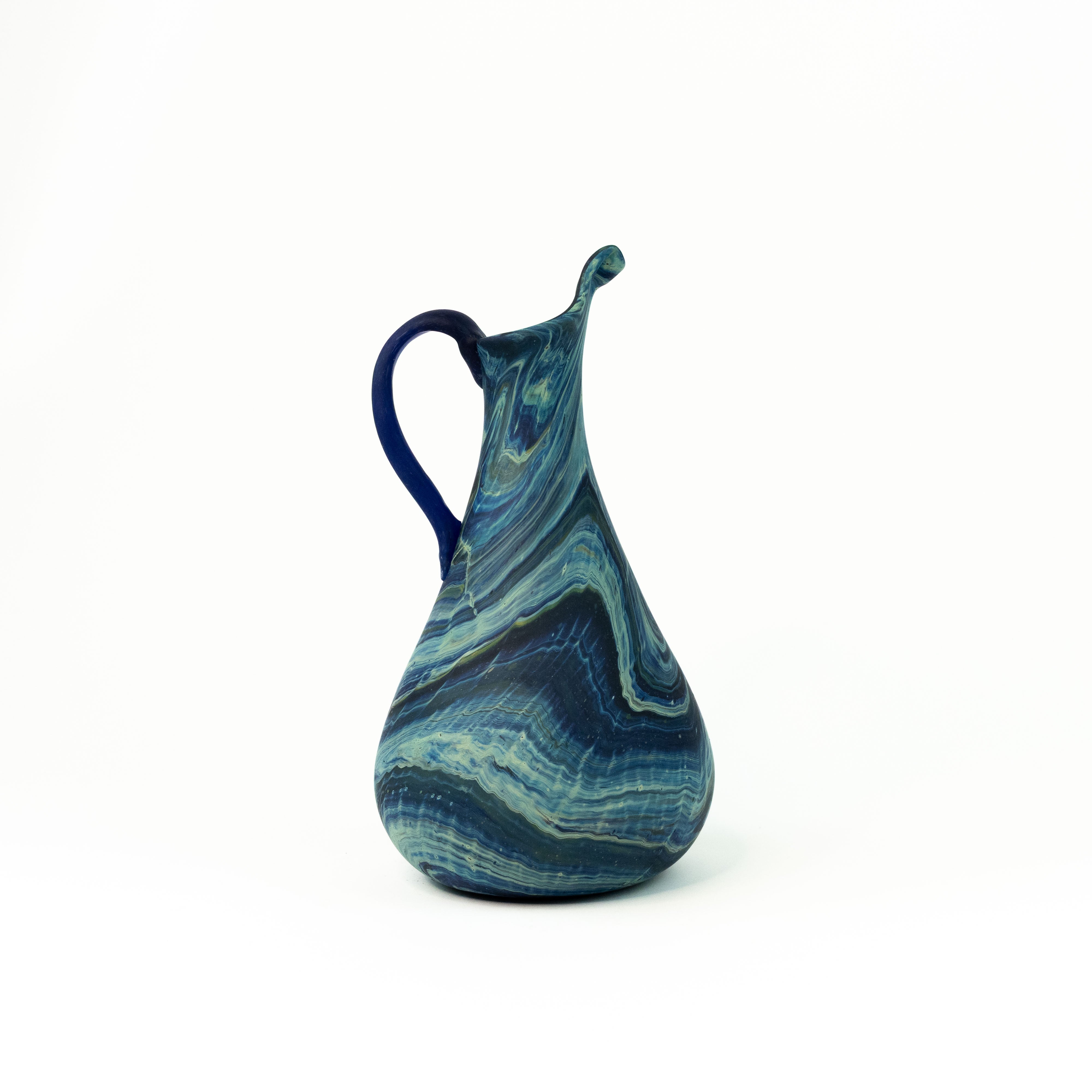 NEU Karaffe Blau – Recyceltes Glas & Handgeblasen