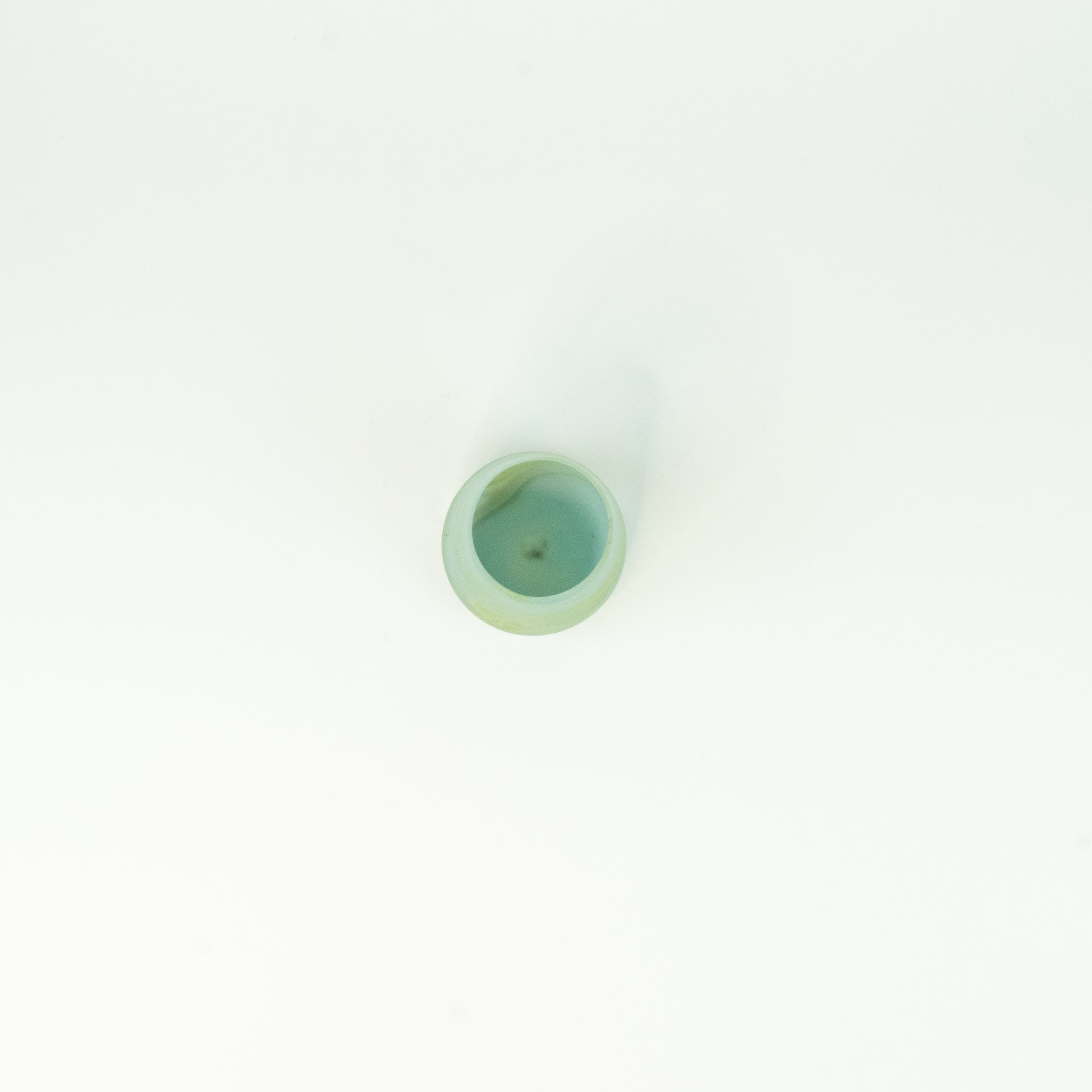 Neu Glas Babyblue ± 400 curved/long – Recyceltes Glas & Handgeblasen
