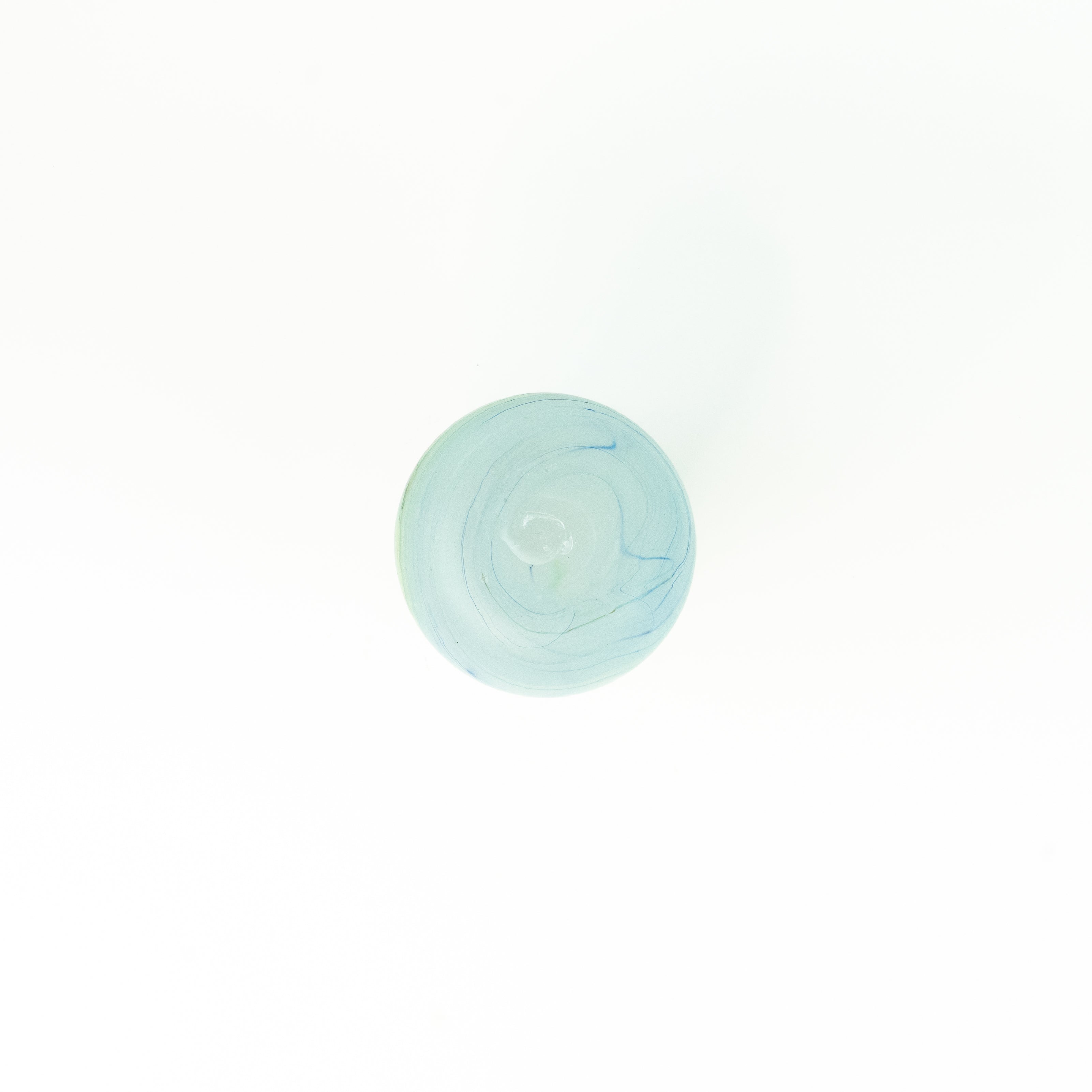 NEU Vase Babyblue – Recyceltes Glas & Handgeblasen