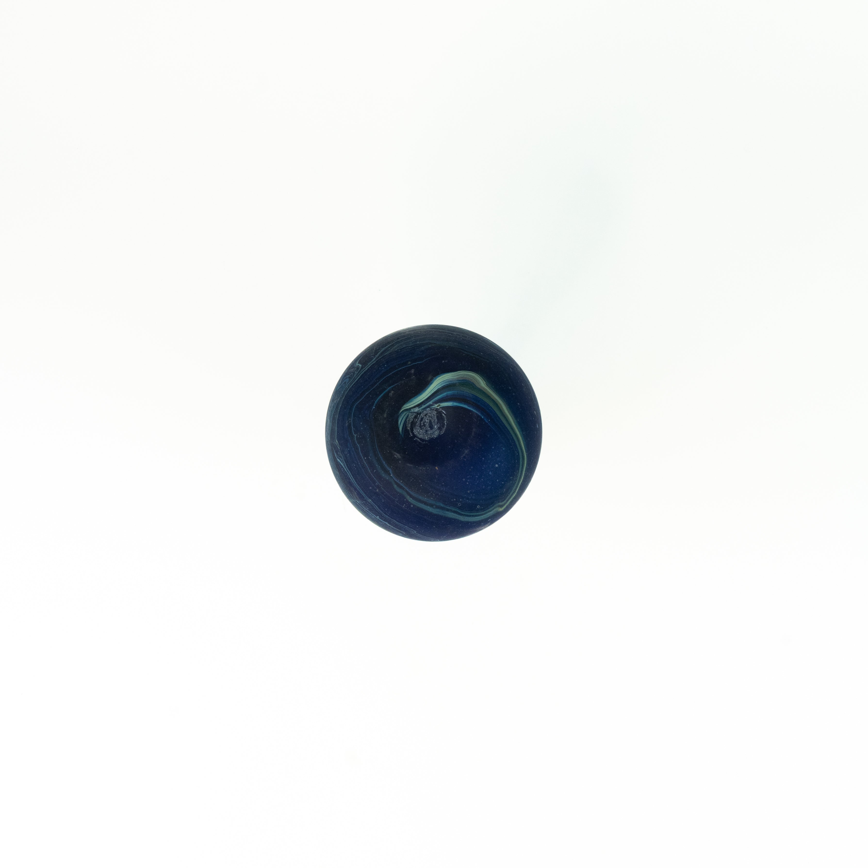 NEU Vase / Karaffe Blau – Recyceltes Glas & Handgeblasen