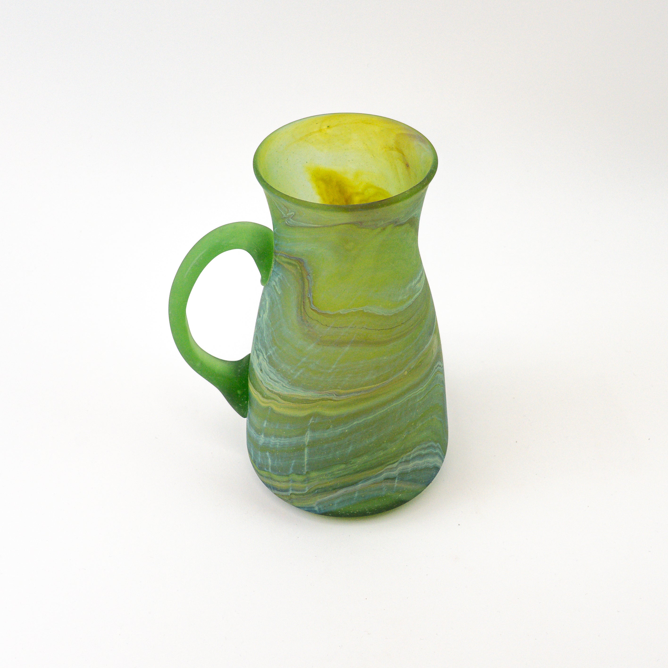 Hebron Karaffe Grün – Recyceltes Glas & Handgeblasen