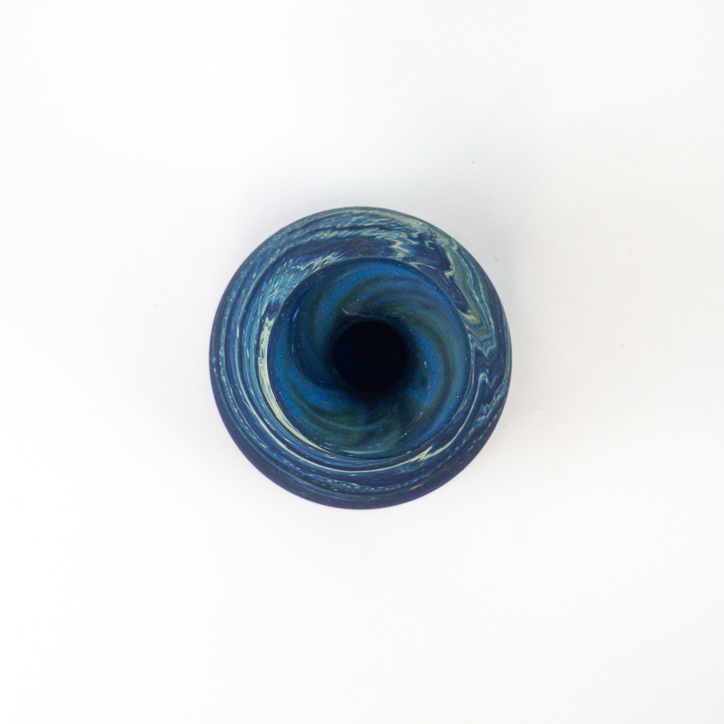 Hebron Vase / Karaffe Blau – Recyceltes Glas & Handgeblasen