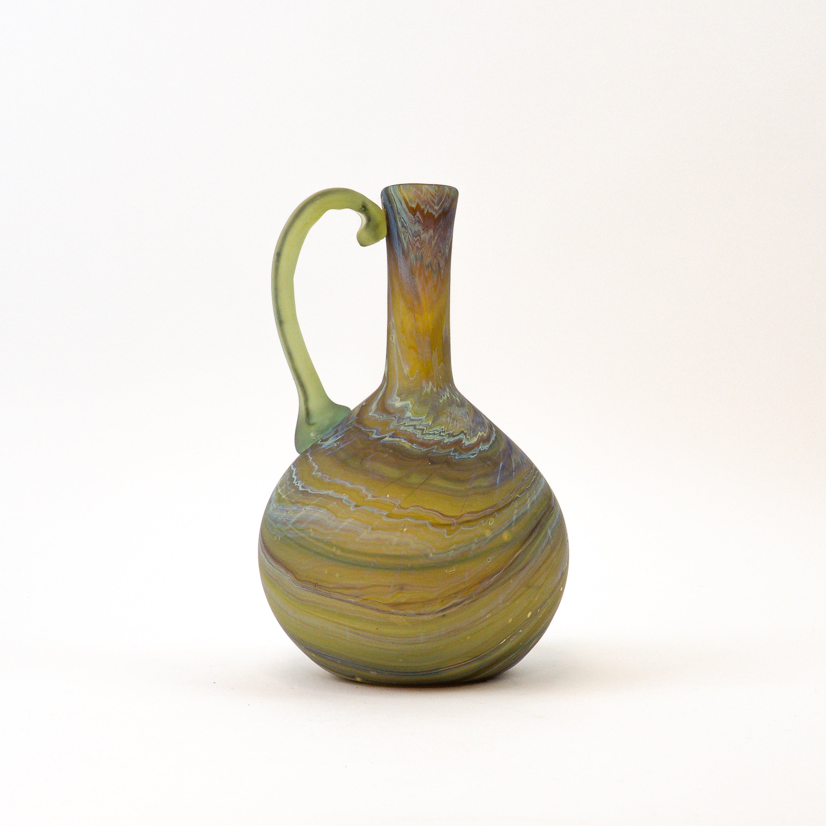 Hebron Karaffe Grün / Braun – Recyceltes Glas & Handgeblasen