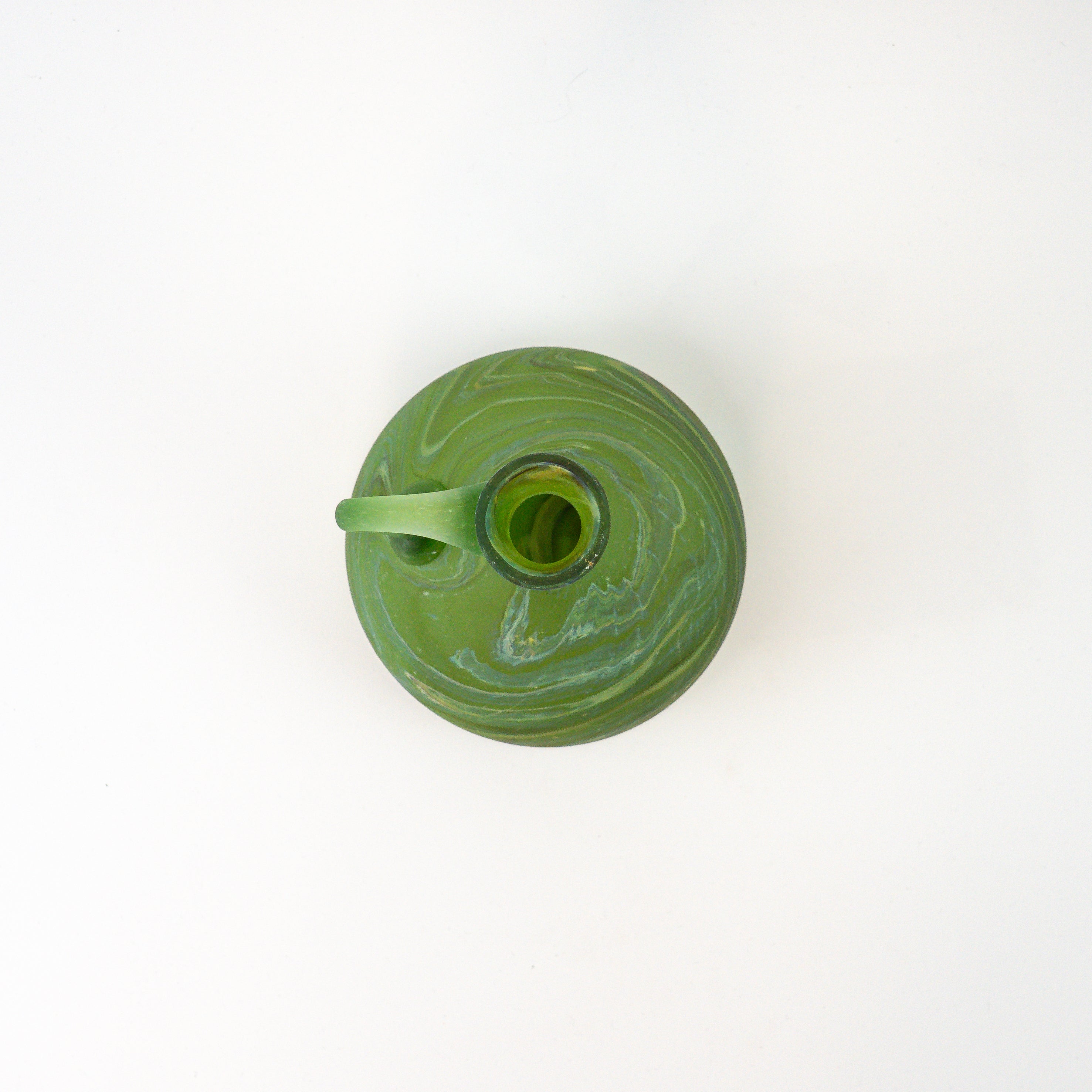 Hebron Karaffe Limetten Grün – Recyceltes Glas & Handgeblasen