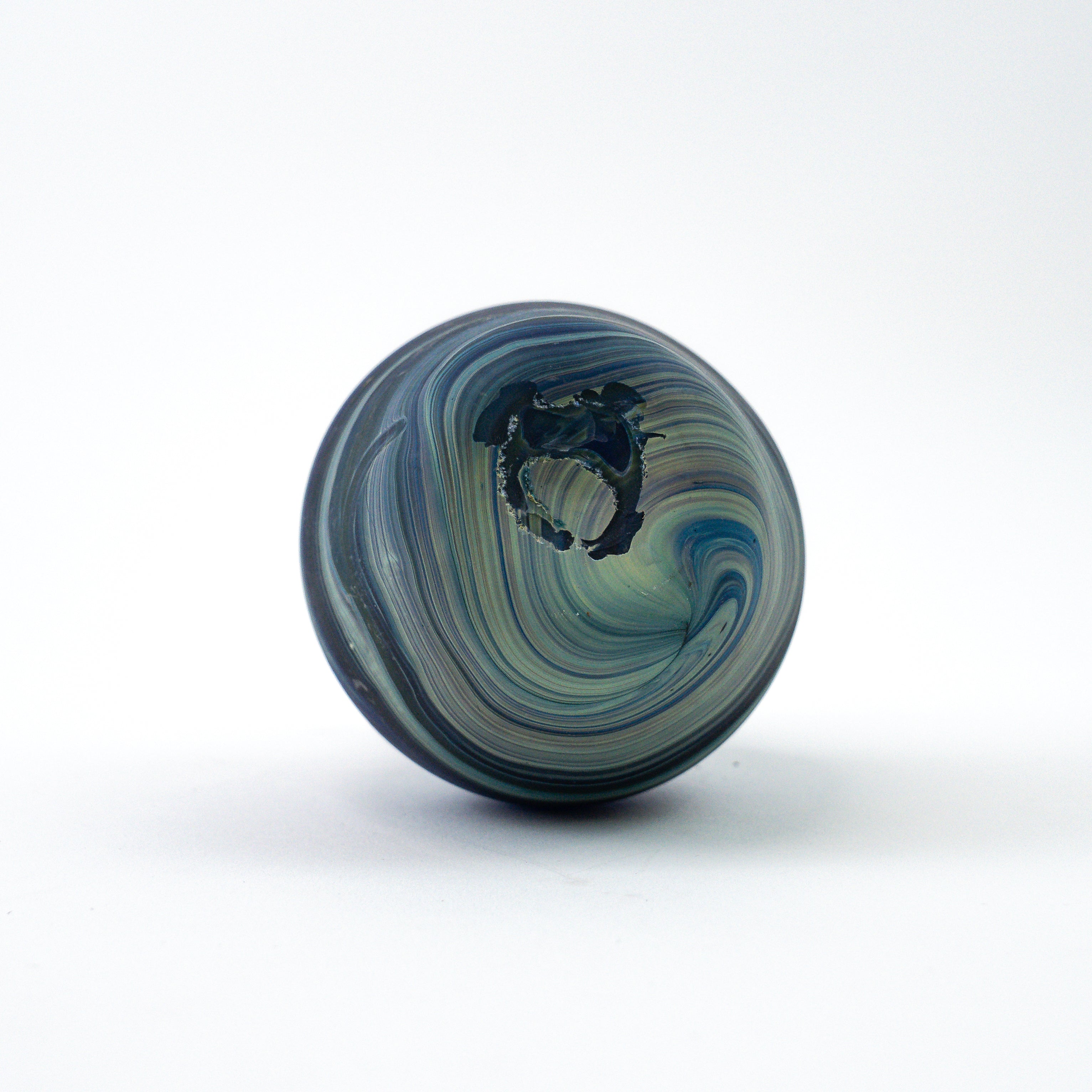 Hebron Mini- Karaffe / Vase Blau – Recyceltes Glas & Handgeblasen