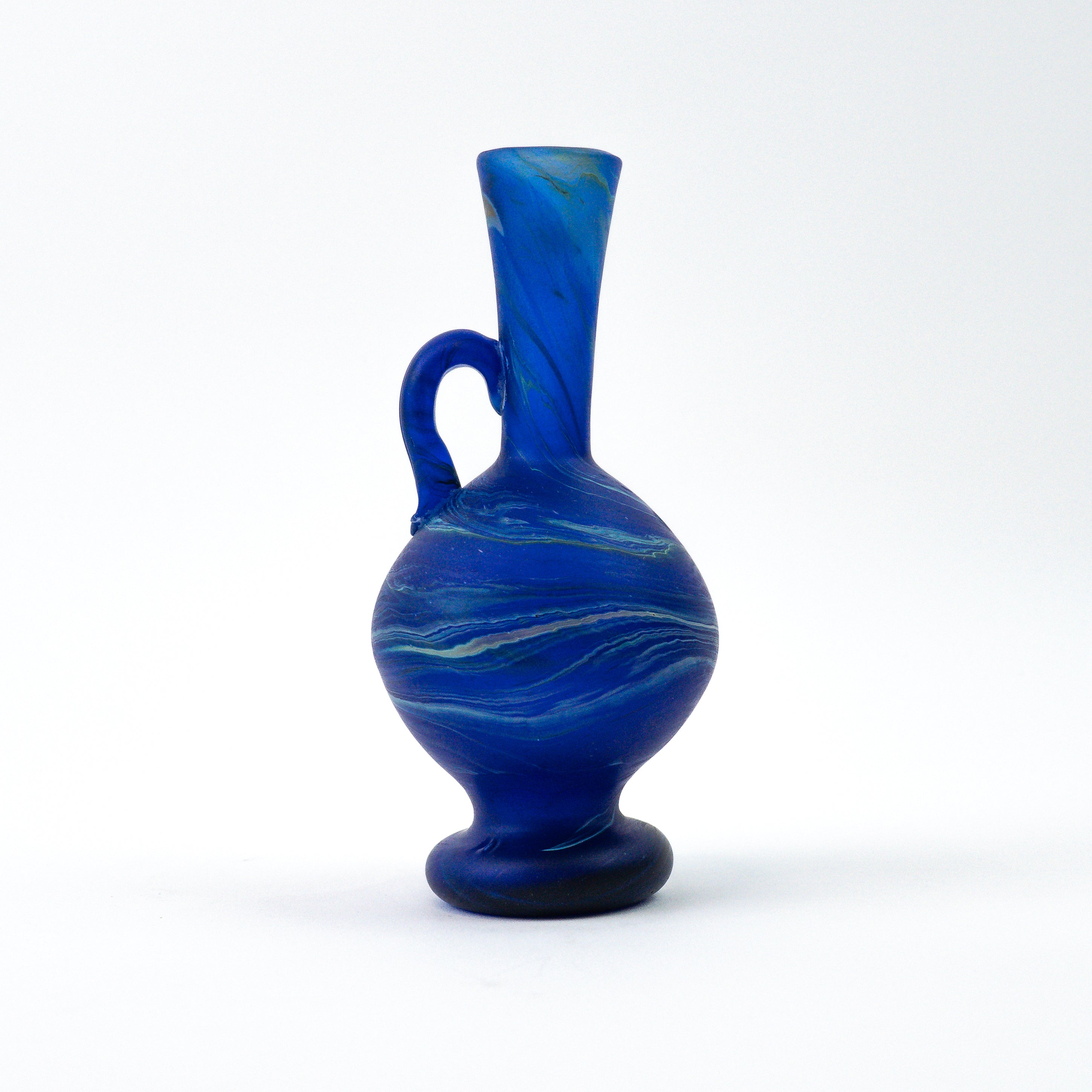 Hebron Mini- Karaffe / Vase Blau – Recyceltes Glas & Handgeblasen