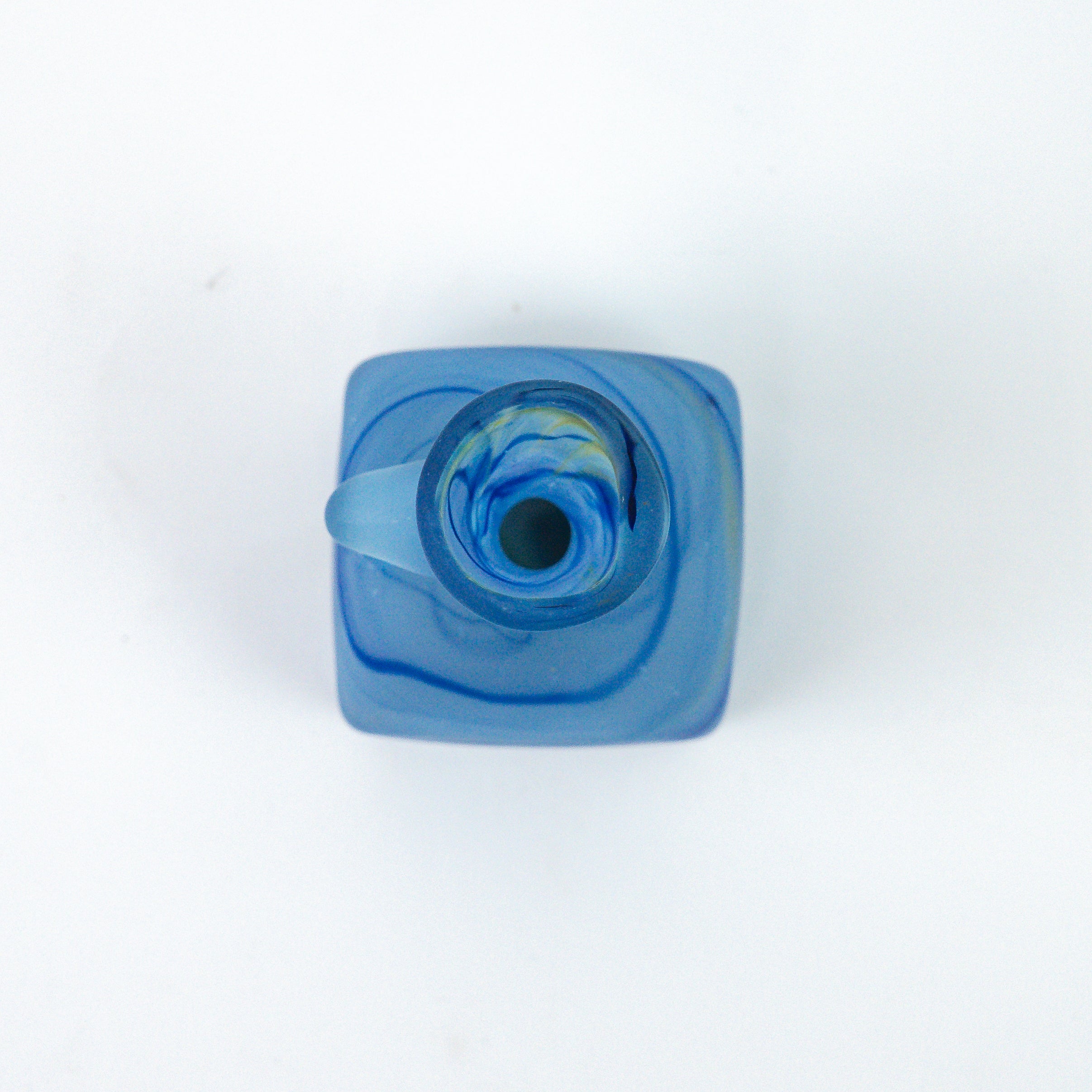 Hebron Mini- Karaffe / Vase Himmelblau – Recyceltes Glas & Handgeblasen